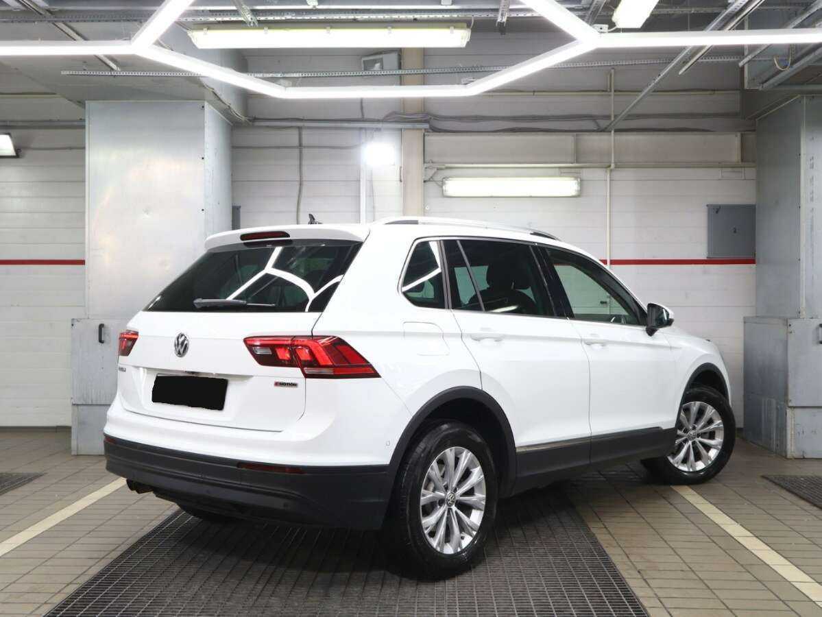 Volkswagen Tiguan с пробегом — 2018 год. Фото: #1