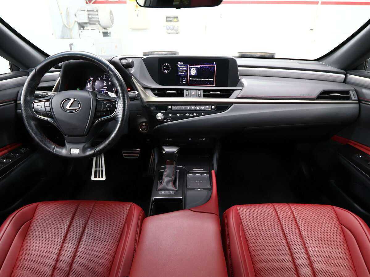 Lexus ES с пробегом — 2021 год. Фото: #14