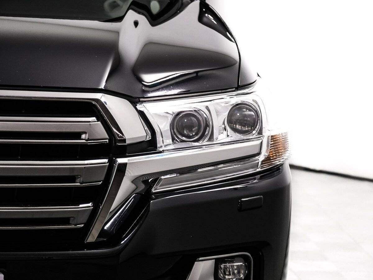 Toyota Land Cruiser с пробегом — 2018 год. Фото: #15