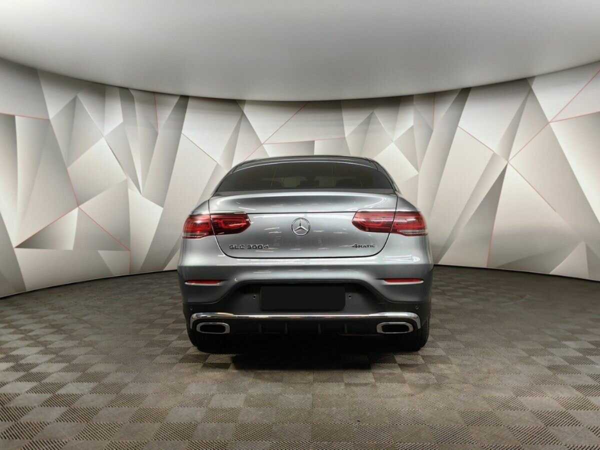 Mercedes-Benz GLC Coupe с пробегом — 2019 год. Фото: #7