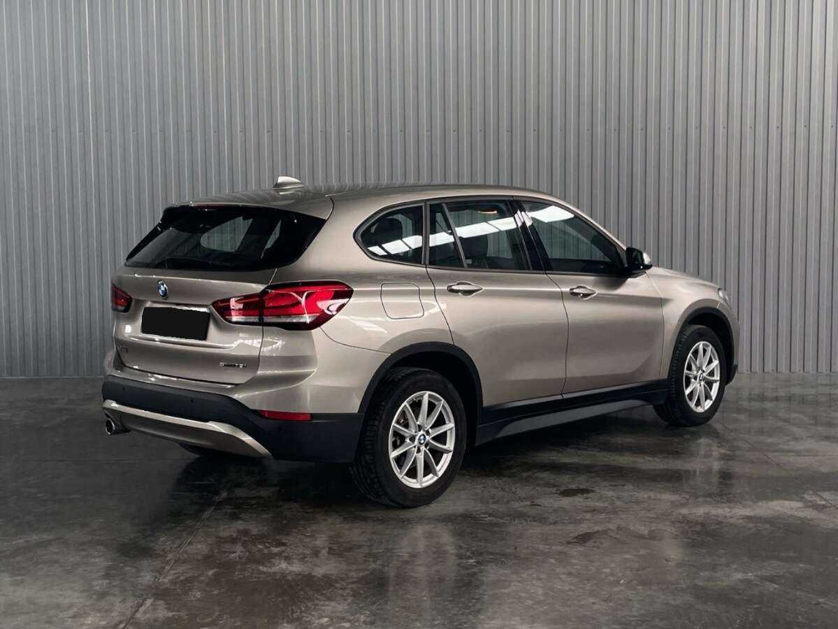 BMW X1 с пробегом — 2021 год. Фото: #4