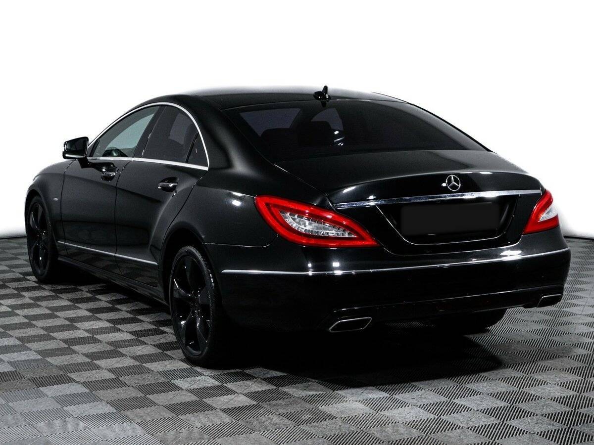 Mercedes-Benz CLS с пробегом — 2012 год. Фото: #6