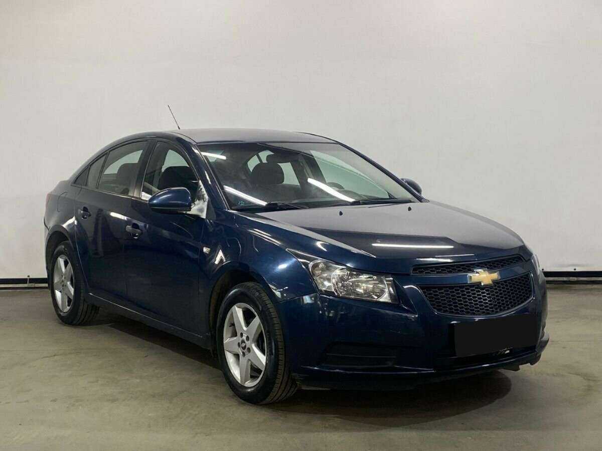 Chevrolet Cruze с пробегом — 2011 год. Фото: #2
