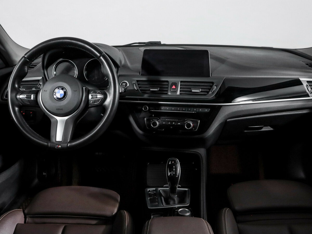 BMW 1 серии с пробегом — 2020 год. Фото: #9