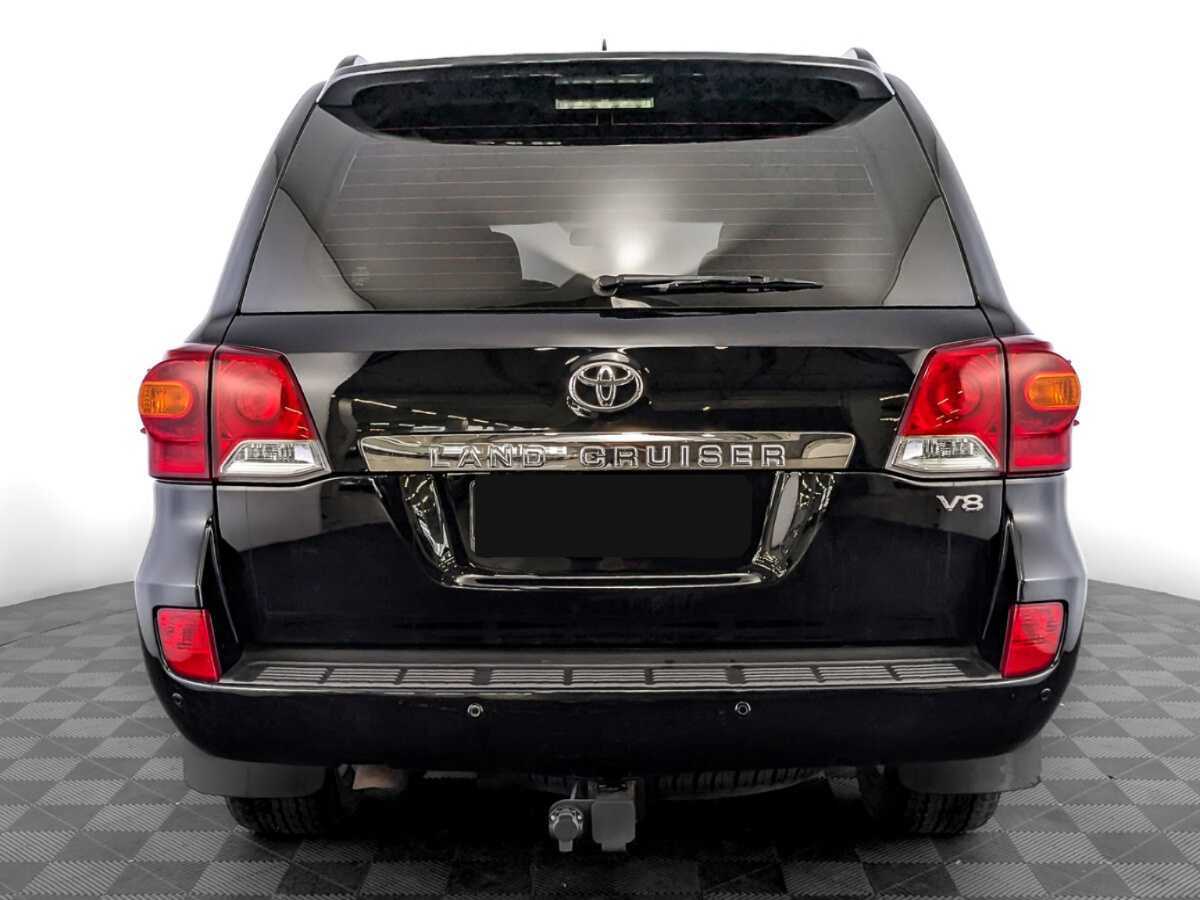 Toyota Land Cruiser с пробегом — 2014 год. Фото: #5
