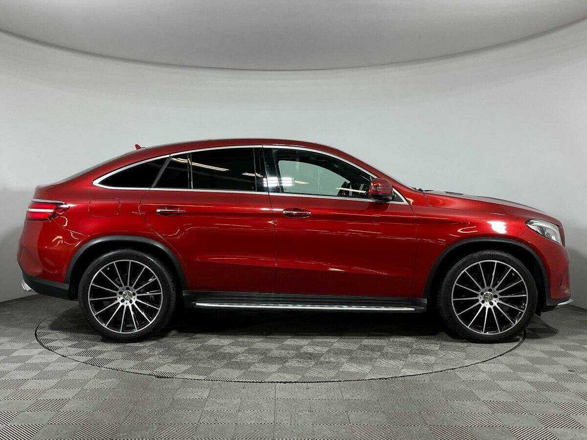 Mercedes-Benz GLE Coupe с пробегом — 2016 год. Фото: #3