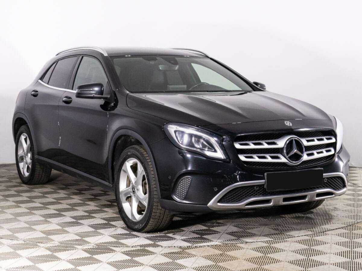 Mercedes-Benz GLA с пробегом — 2018 год. Фото: #2