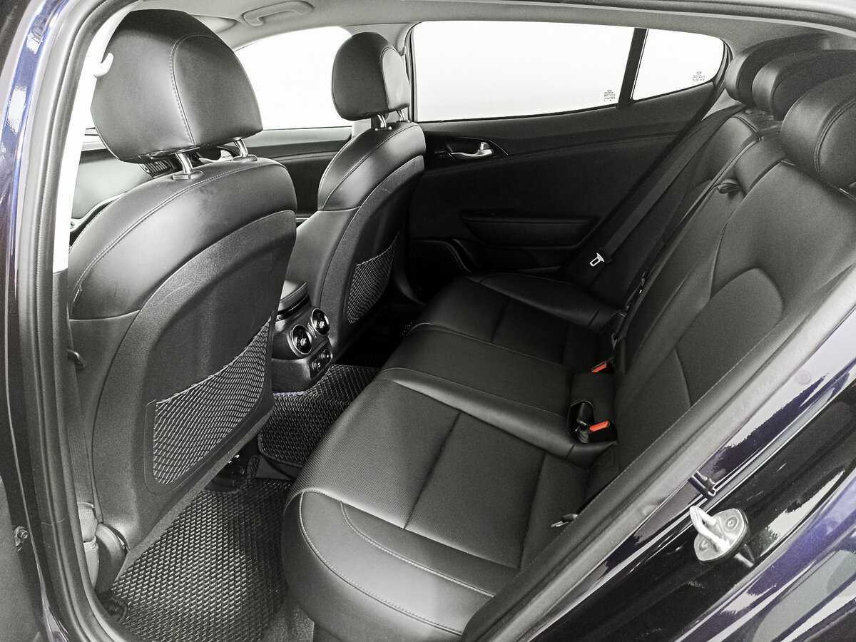 Kia Stinger с пробегом — 2018 год. Фото: #11