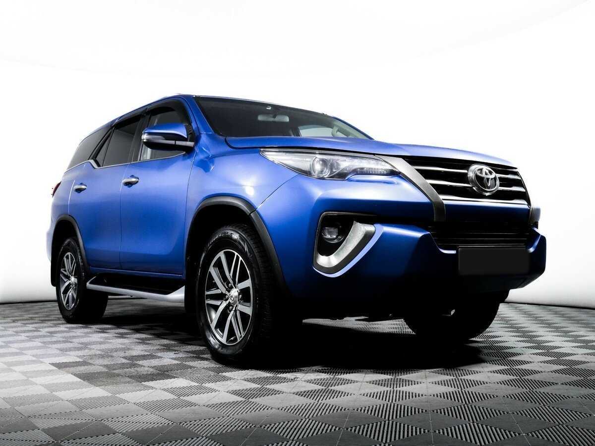 Toyota Fortuner с пробегом — 2018 год. Фото: #13