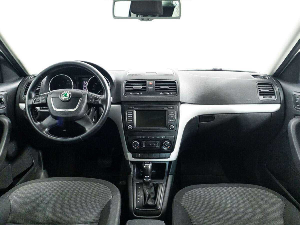 Skoda Yeti с пробегом — 2013 год. Фото: #12