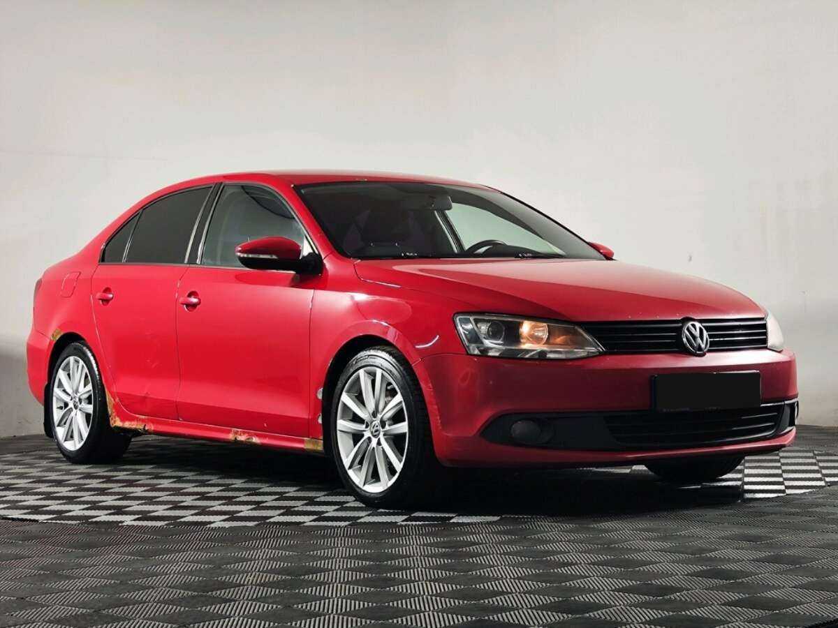 Volkswagen Jetta с пробегом — 2011 год. Фото: #2