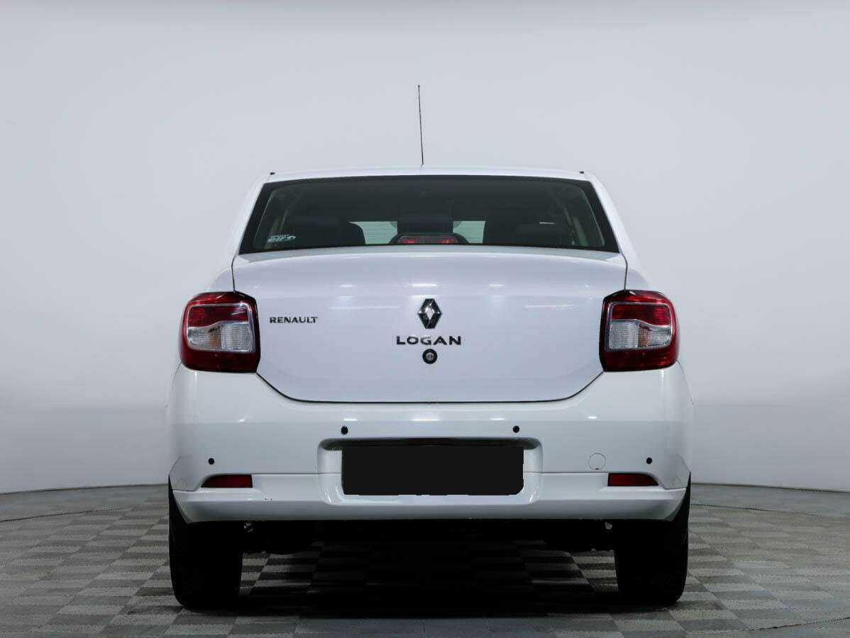 Renault Logan с пробегом — 2014 год. Фото: #4