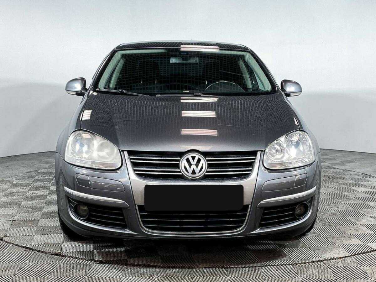 Volkswagen Jetta с пробегом — 2009 год. Фото: #1