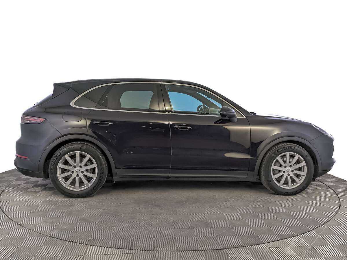 Porsche Cayenne с пробегом — 2018 год. Фото: #3