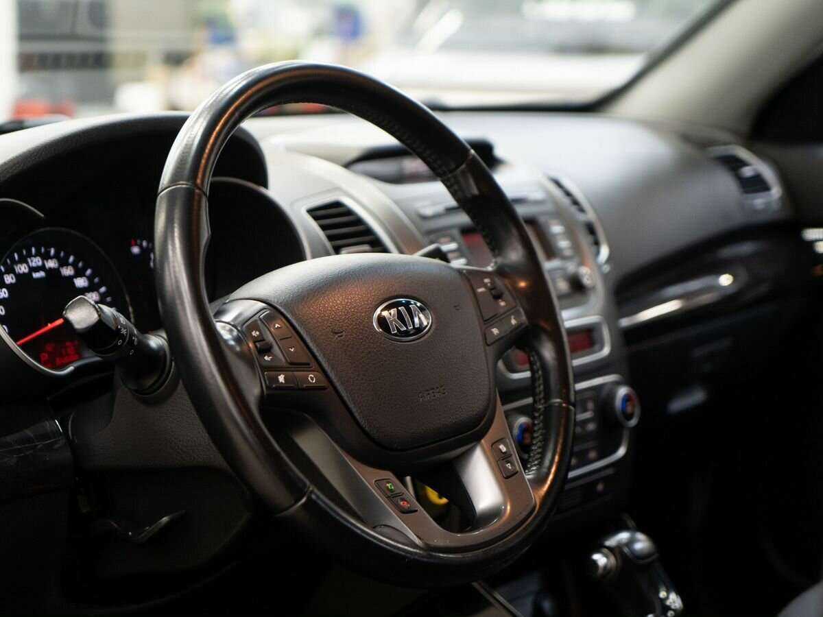 Kia Sorento с пробегом — 2017 год. Фото: #4