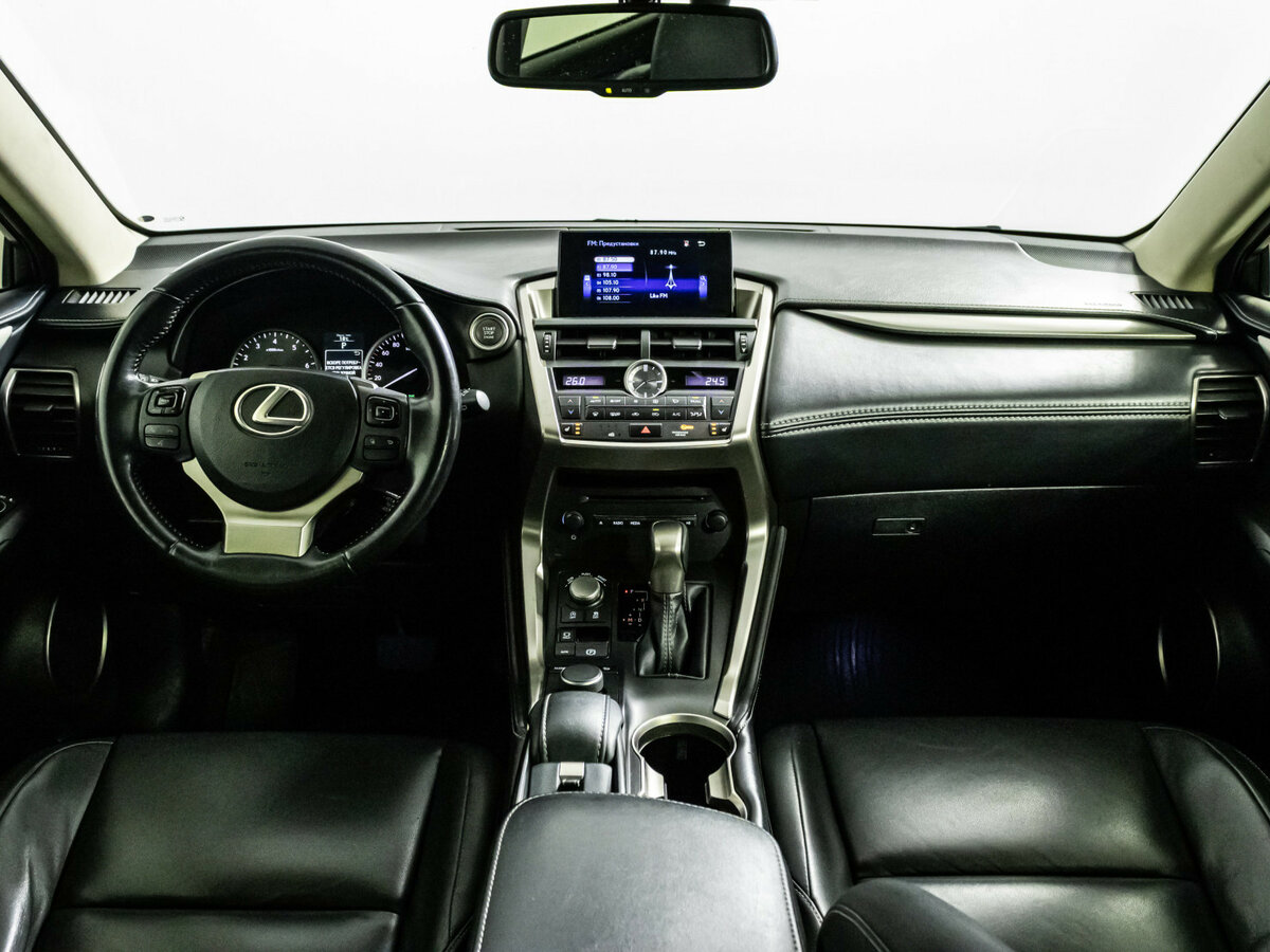 Lexus NX с пробегом — 2014 год. Фото: #9