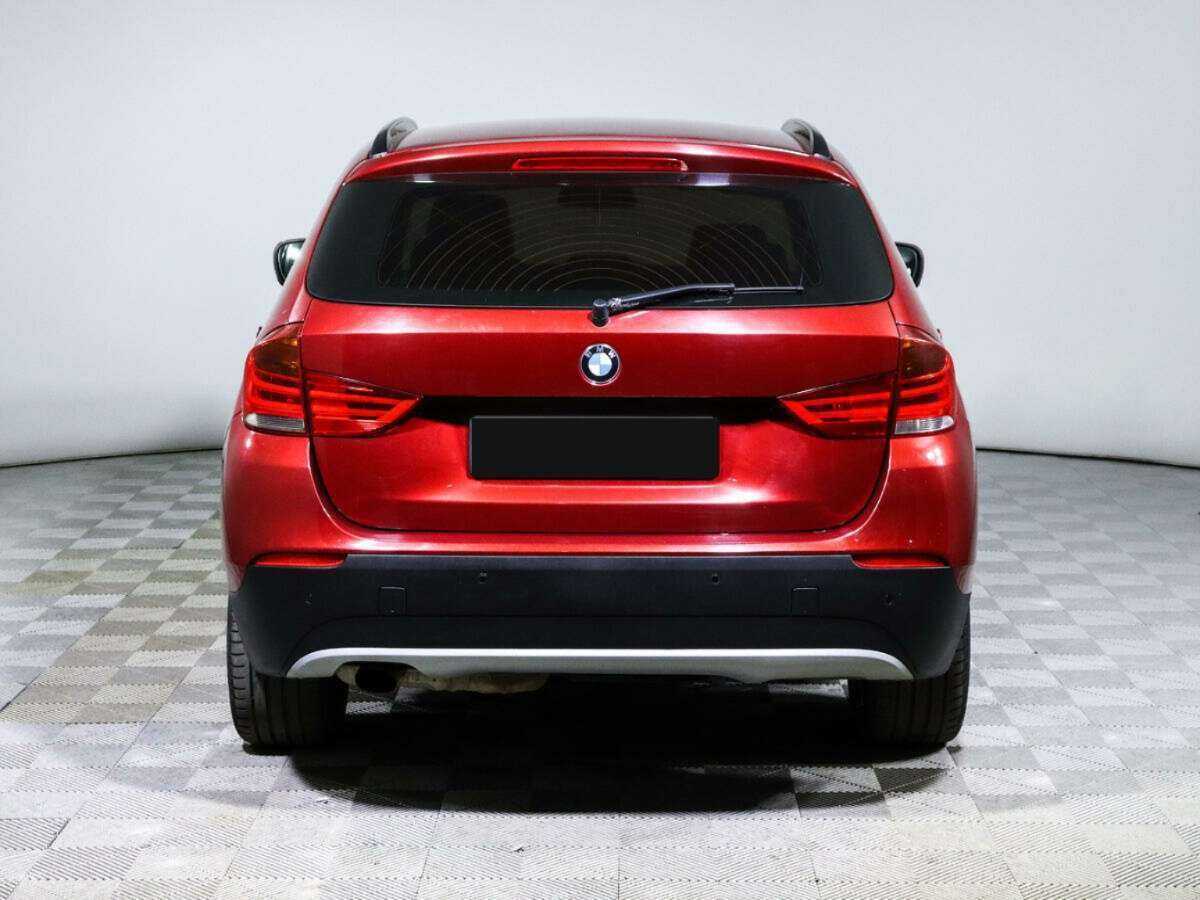BMW X1 с пробегом — 2011 год. Фото: #4