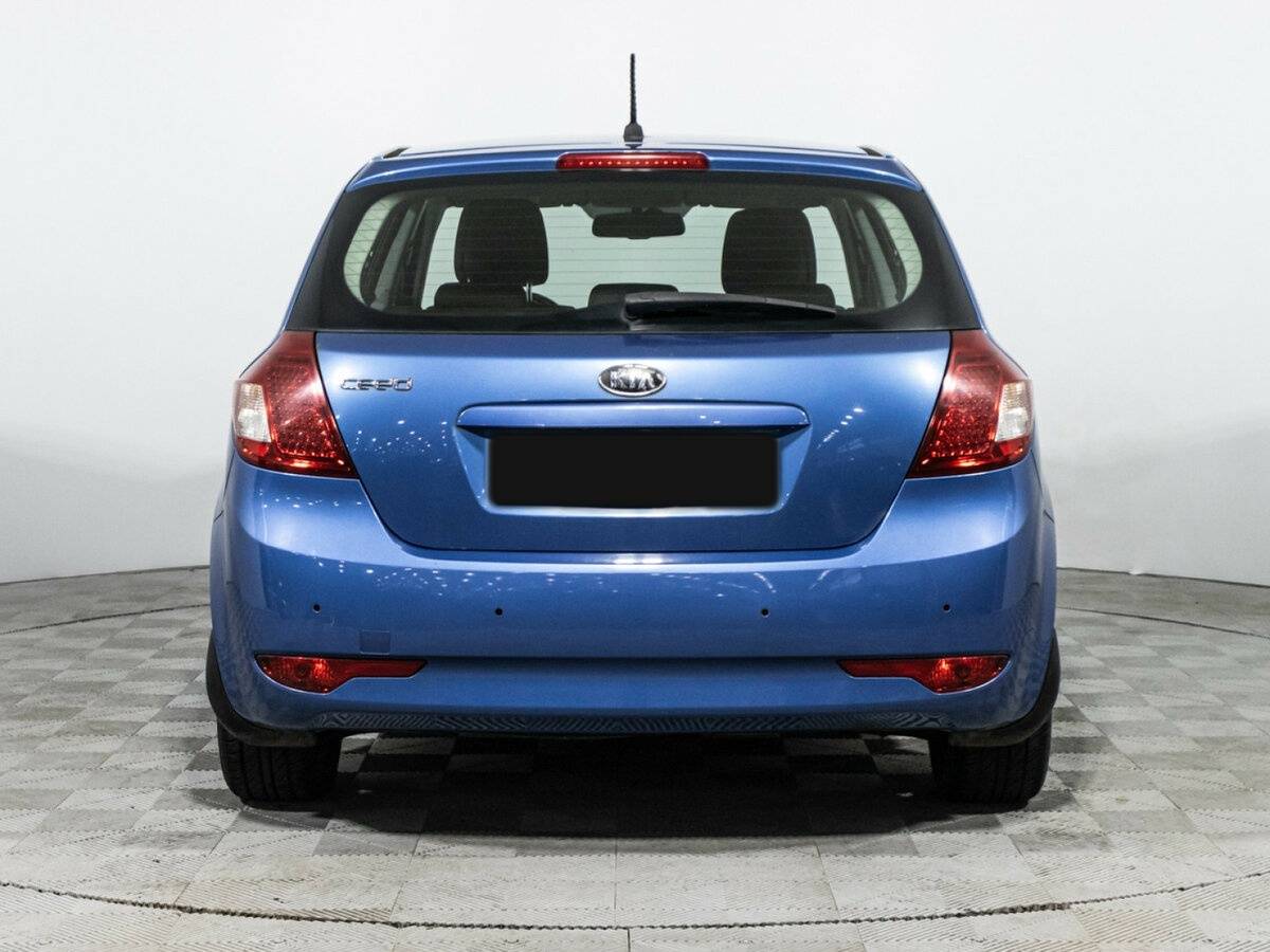 Kia Ceed с пробегом — 2010 год. Фото: #5