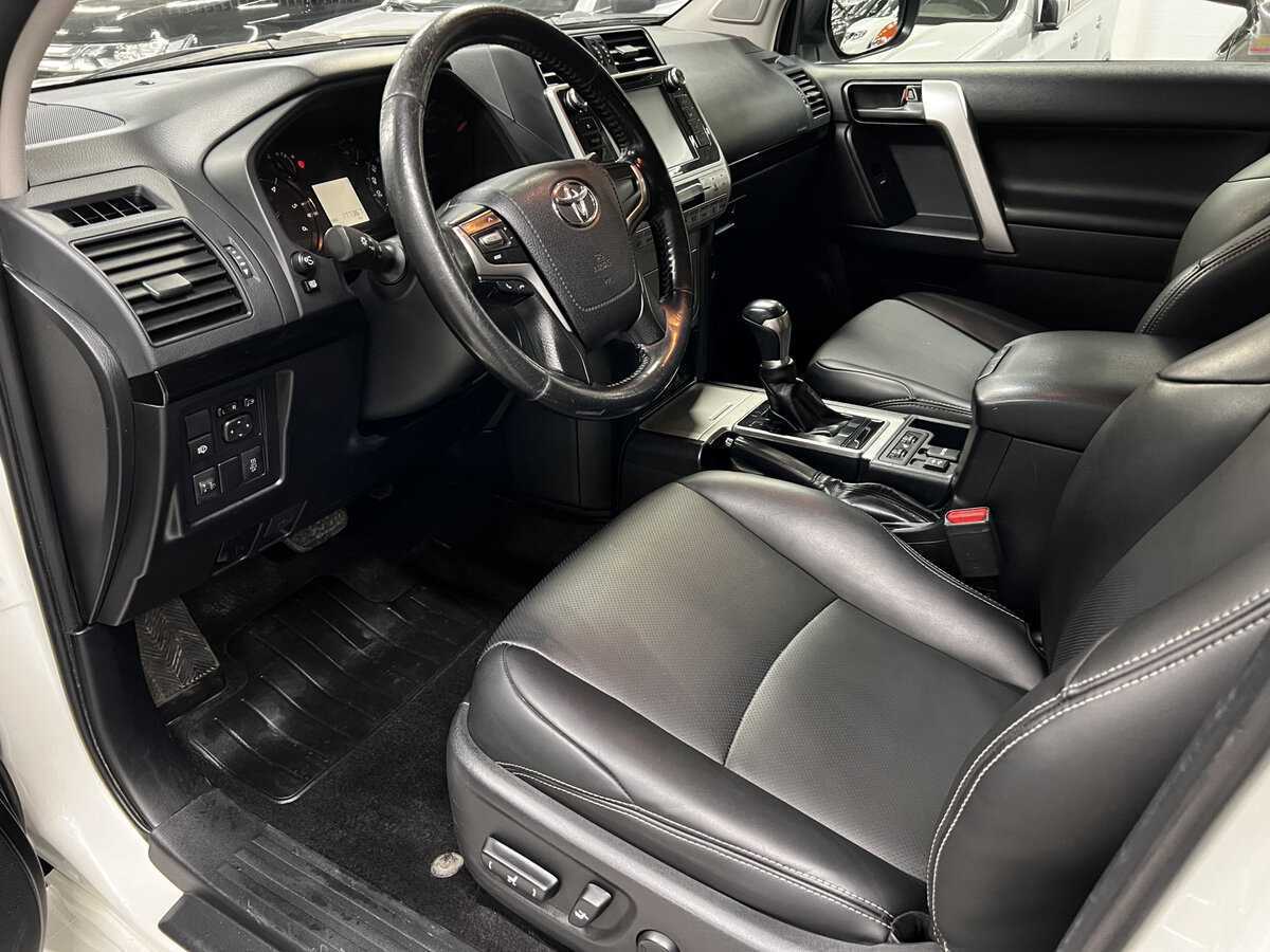 Toyota Land Cruiser Prado с пробегом — 2019 год. Фото: #15