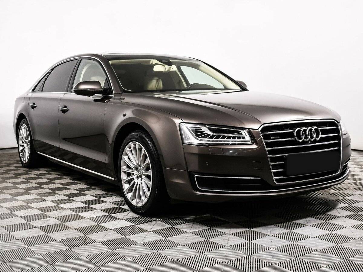 Audi A8 с пробегом — 2015 год. Фото: #2