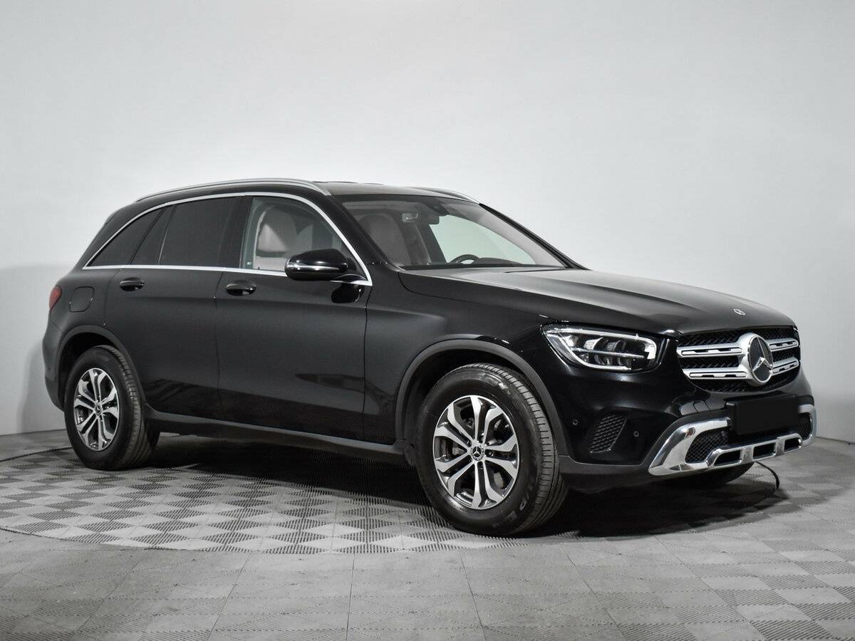 Mercedes-Benz GLC с пробегом — 2021 год. Фото: #2