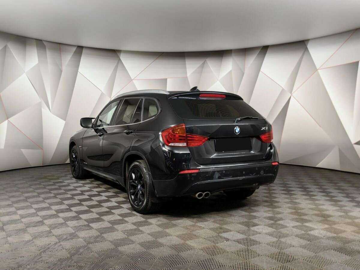 BMW X1 с пробегом — 2010 год. Фото: #3