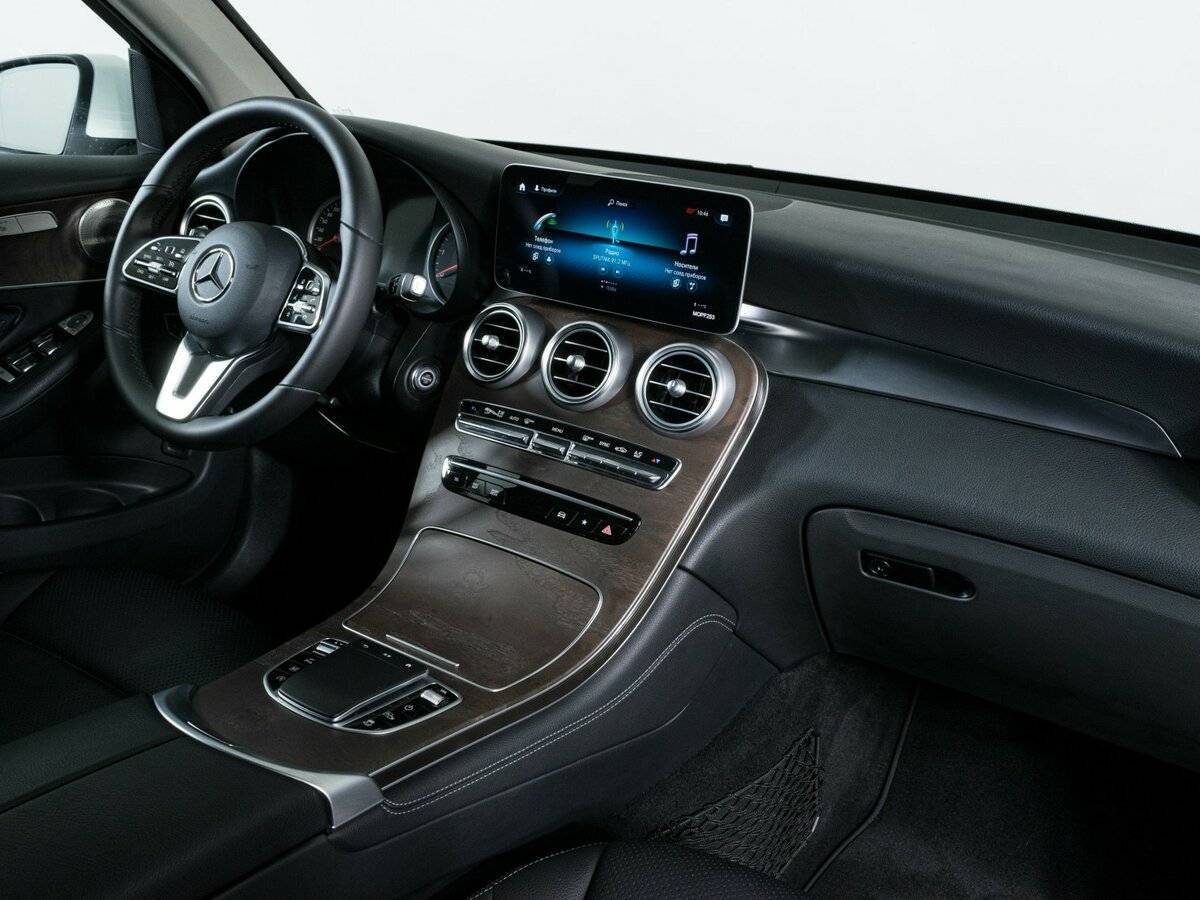Mercedes-Benz GLC с пробегом — 2019 год. Фото: #10