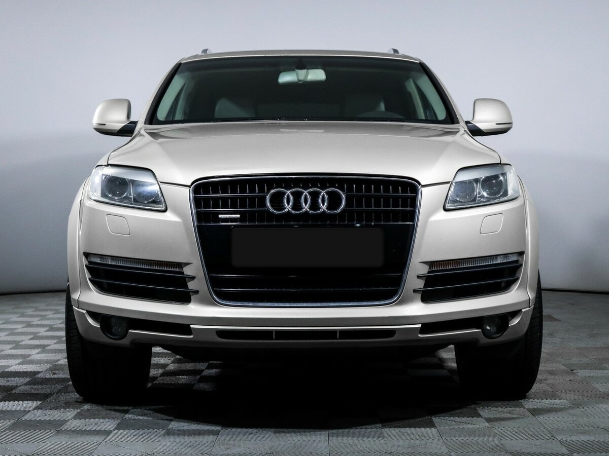 Audi Q7 с пробегом — 2006 год. Фото: #1