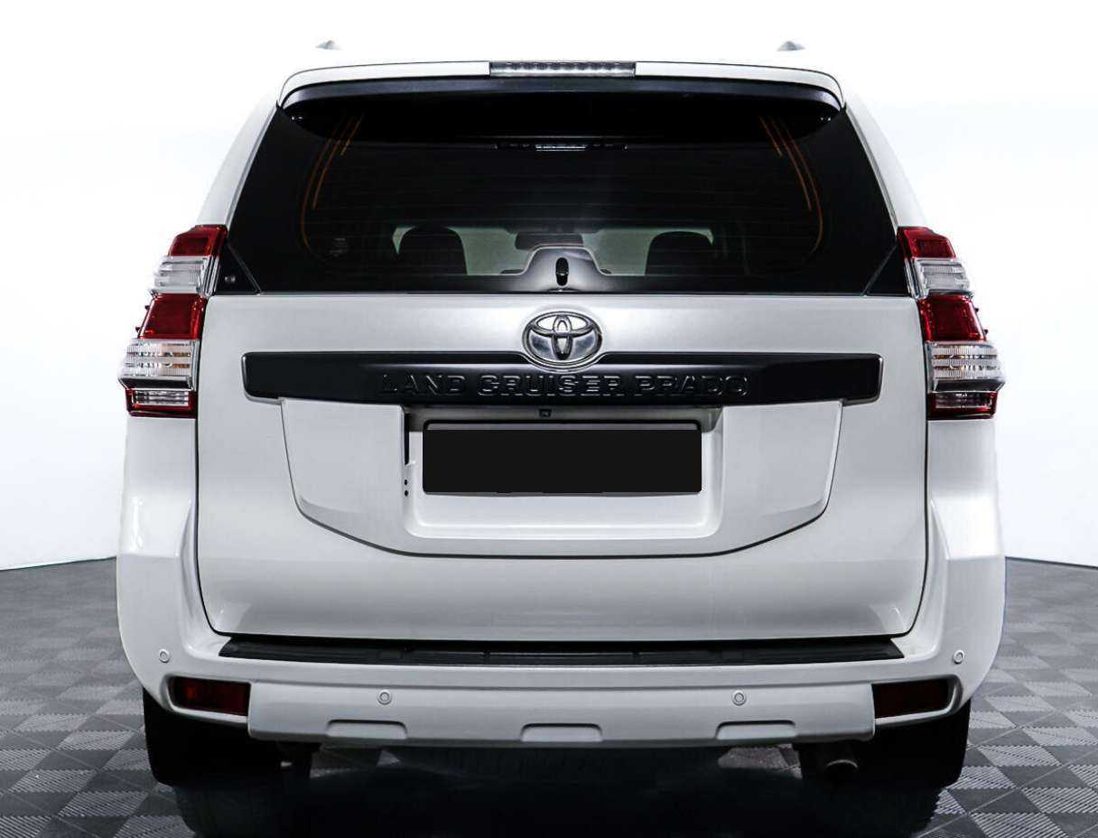 Toyota Land Cruiser Prado с пробегом — 2014 год. Фото: #5