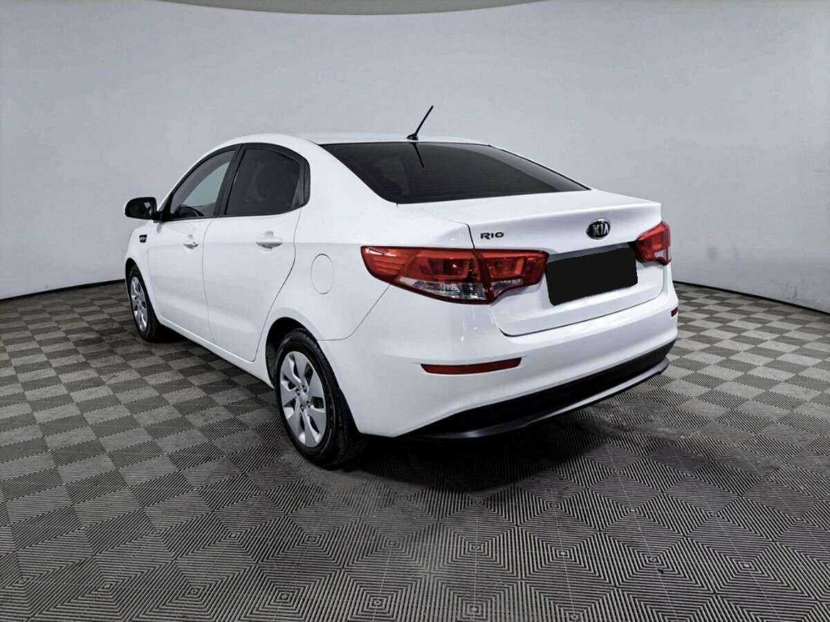 Kia Rio с пробегом — 2016 год. Фото: #6