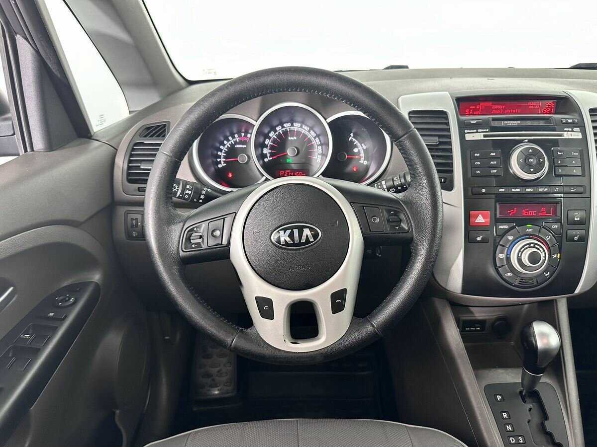 Kia Venga с пробегом — 2013 год. Фото: #9