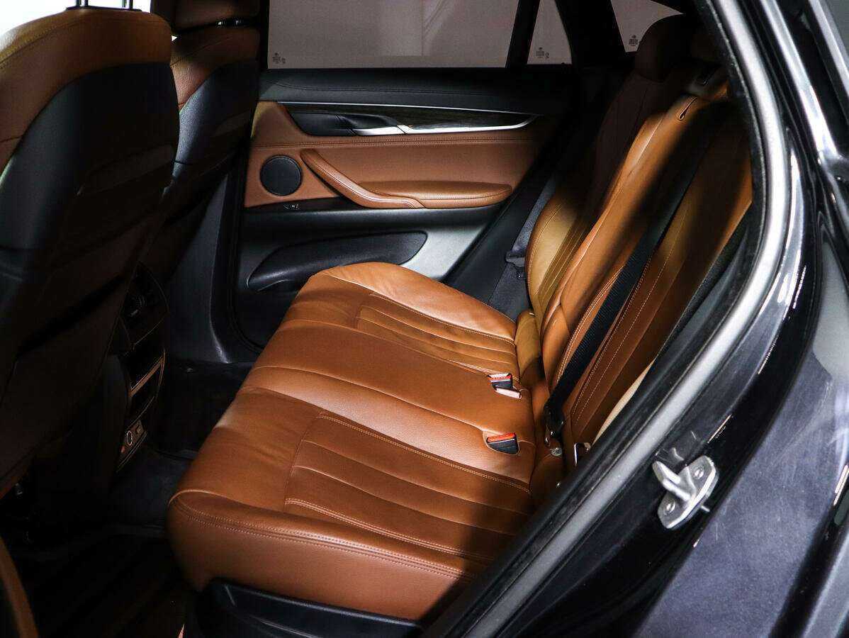 BMW X6 с пробегом — 2015 год. Фото: #9