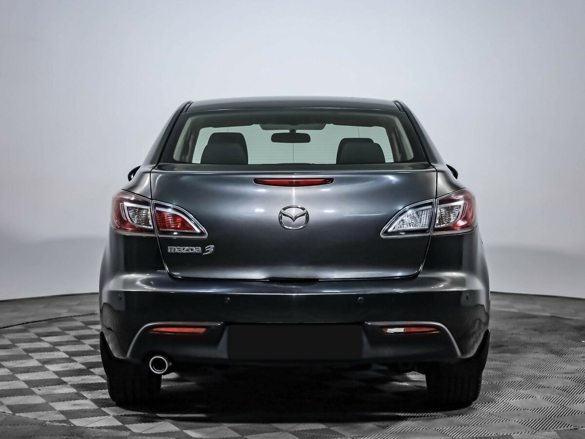 Mazda 3 с пробегом — 2011 год. Фото: #4
