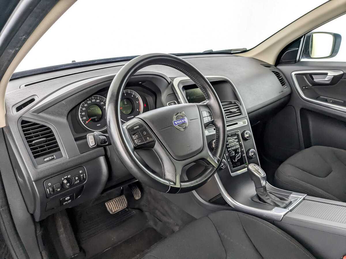 Volvo XC60 с пробегом — 2012 год. Фото: #15