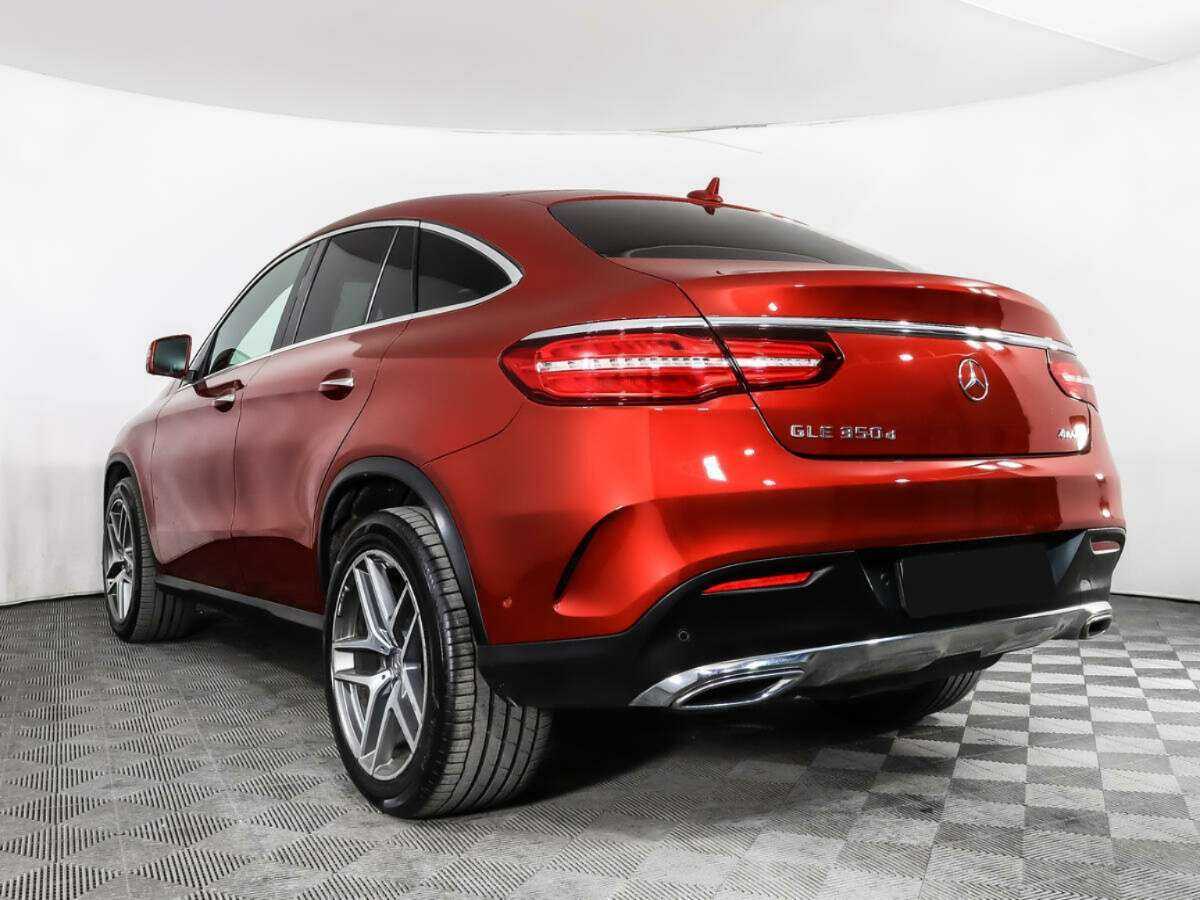 Mercedes-Benz GLE Coupe с пробегом — 2016 год. Фото: #6