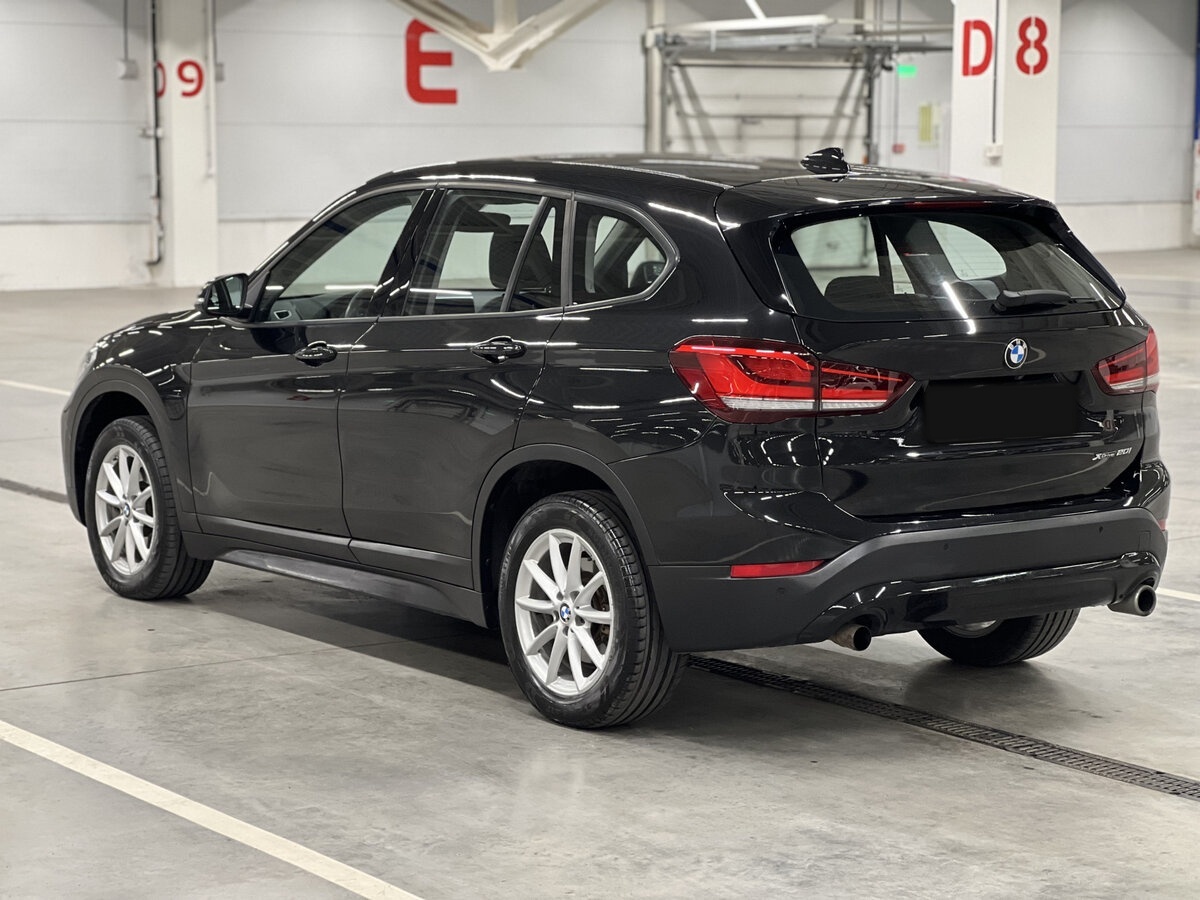 BMW X1 с пробегом — 2021 год. Фото: #6