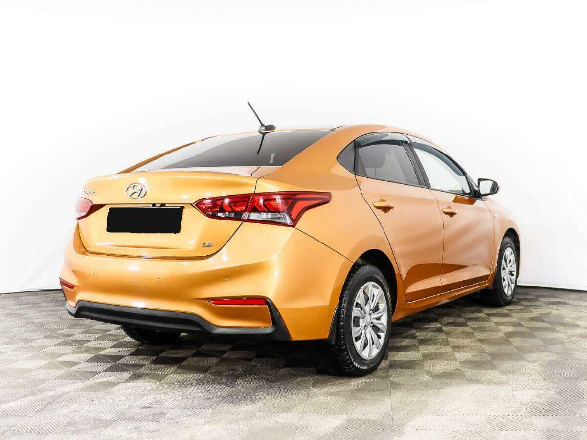 Hyundai Solaris с пробегом — 2017 год. Фото: #4