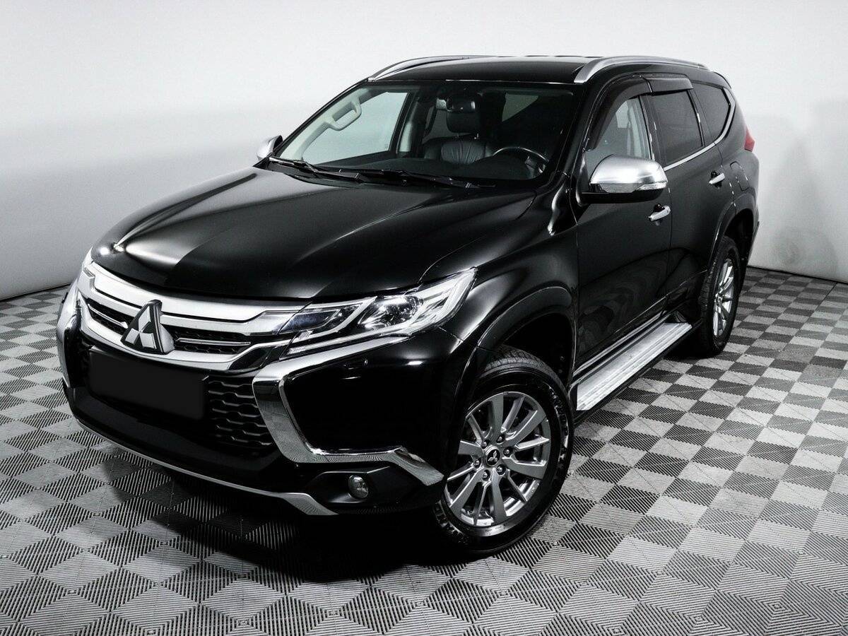 Mitsubishi Pajero Sport с пробегом — 2020 год. Фото: #13