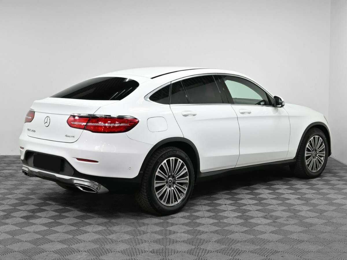 Mercedes-Benz GLC Coupe с пробегом — 2018 год. Фото: #1