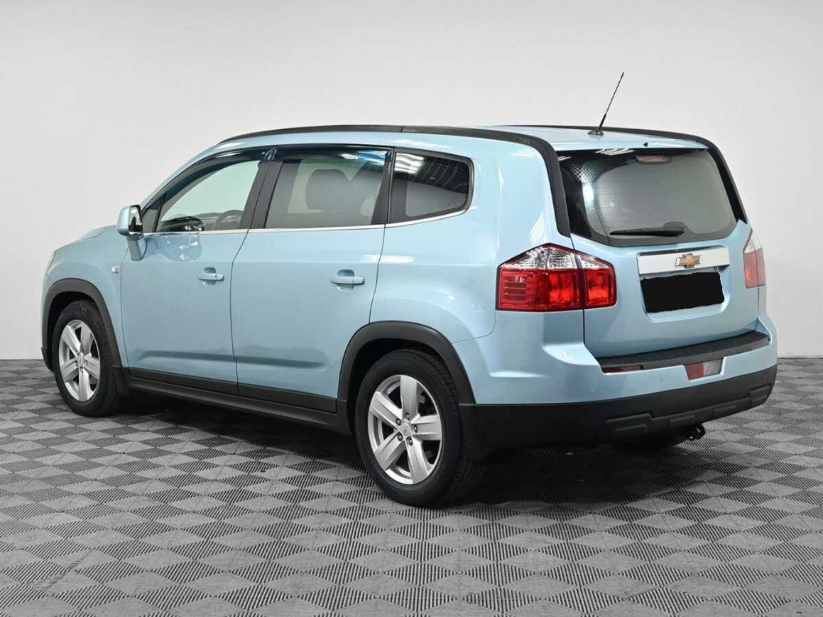 Chevrolet Orlando с пробегом — 2012 год. Фото: #3