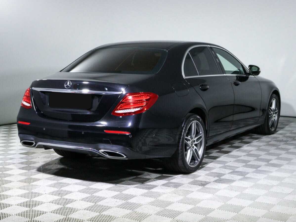 Mercedes-Benz E-Класс с пробегом — 2018 год. Фото: #3