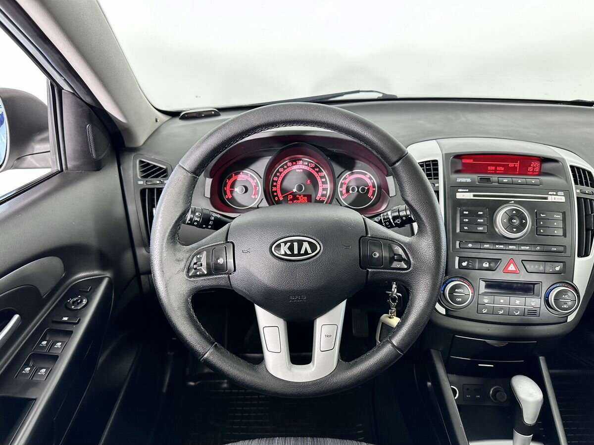 Kia Ceed с пробегом — 2010 год. Фото: #9