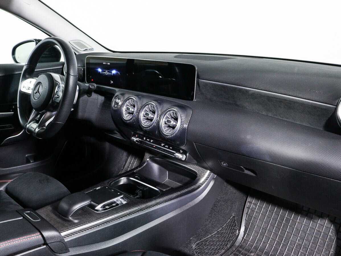 Mercedes-Benz A-Класс с пробегом — 2019 год. Фото: #8