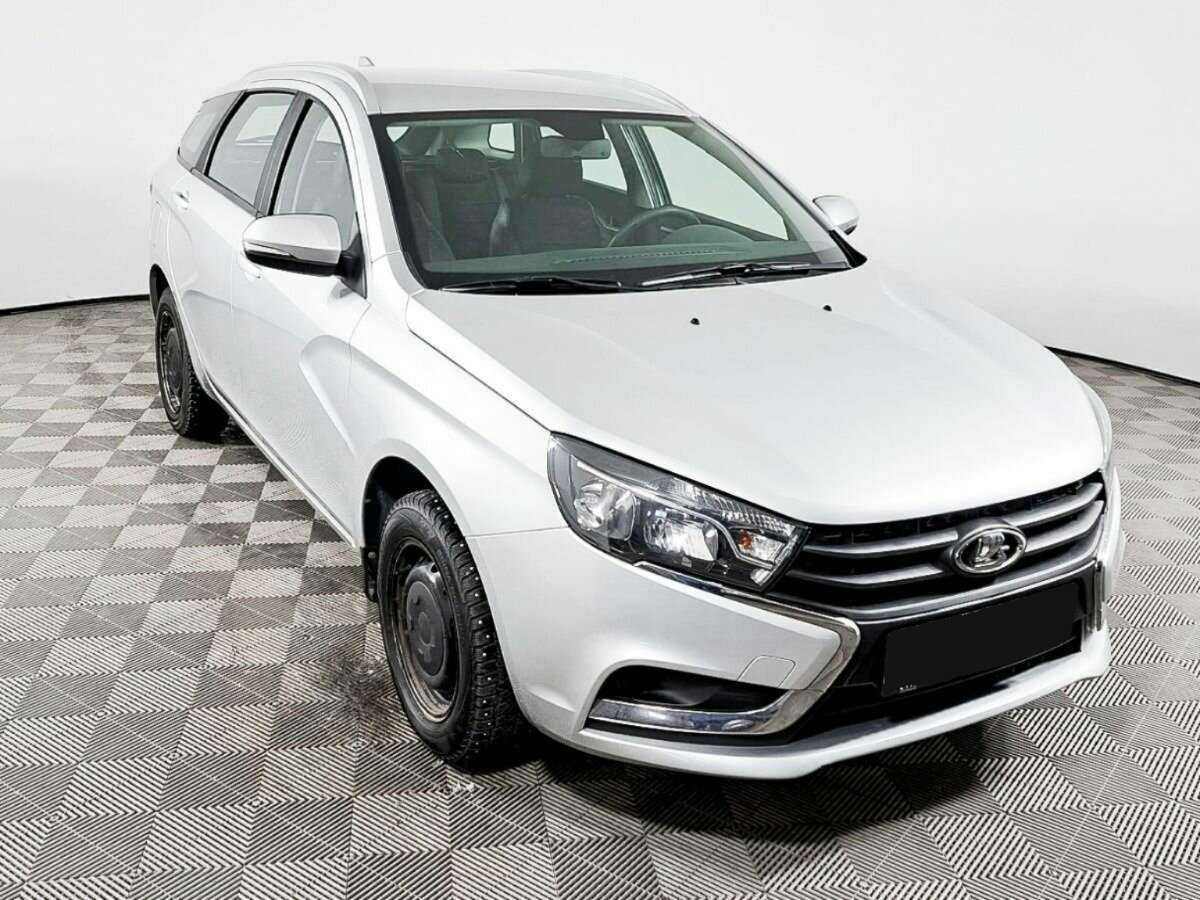 Lada (ВАЗ) Vesta с пробегом — 2019 год. Фото: #2