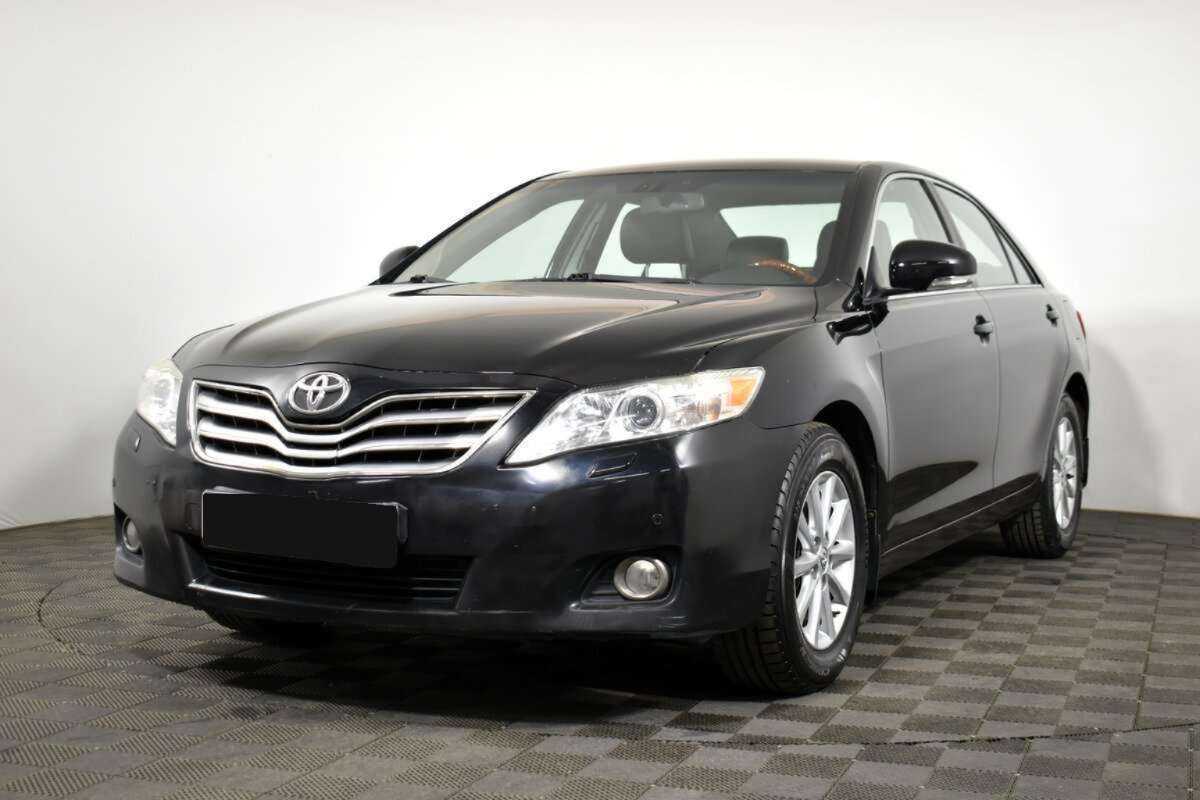 Toyota Camry с пробегом — 2010 год. Фото: #0