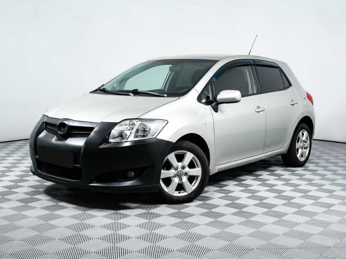 Toyota Auris с пробегом — 2008 год. Посмотреть фото
