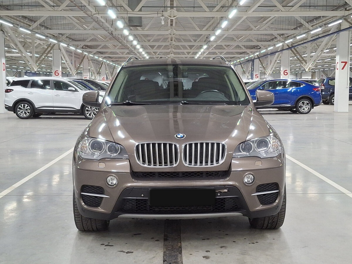 BMW X5 с пробегом — 2012 год. Фото: #1
