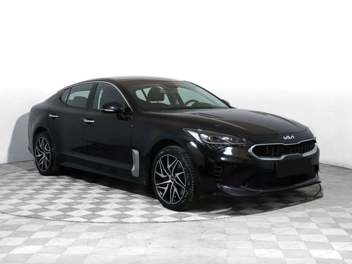 Kia Stinger с пробегом — 2023 год. Фото: #2