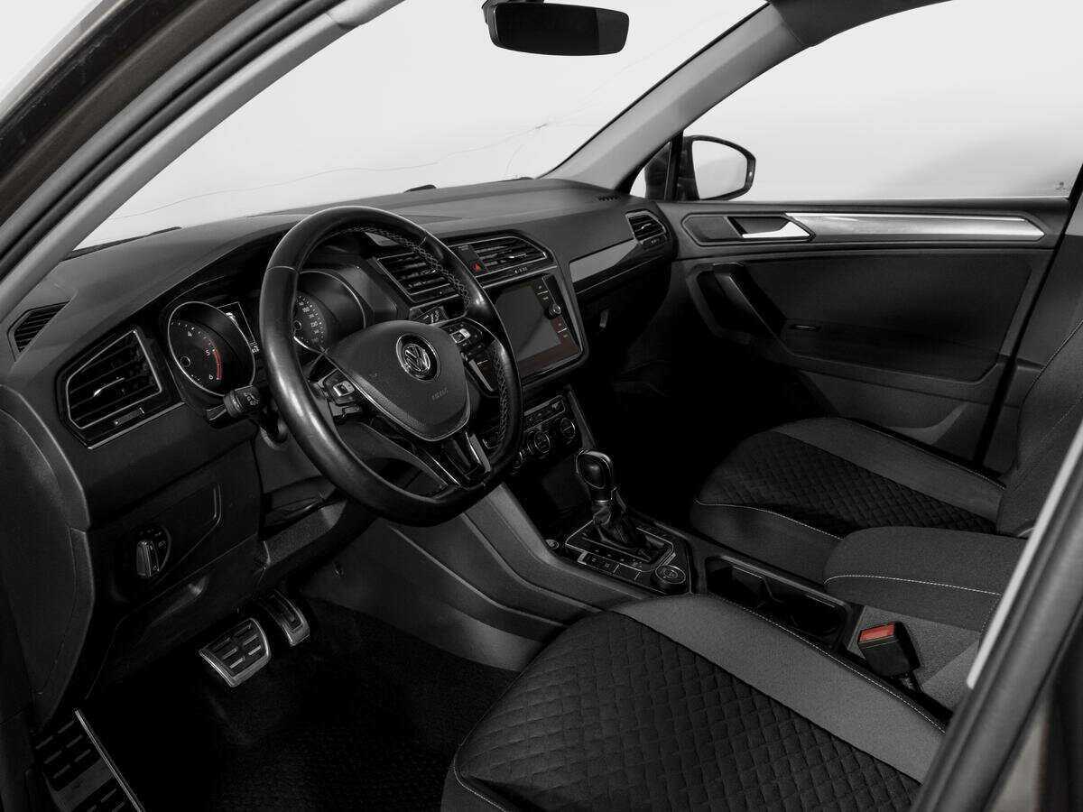 Volkswagen Tiguan с пробегом — 2018 год. Фото: #15