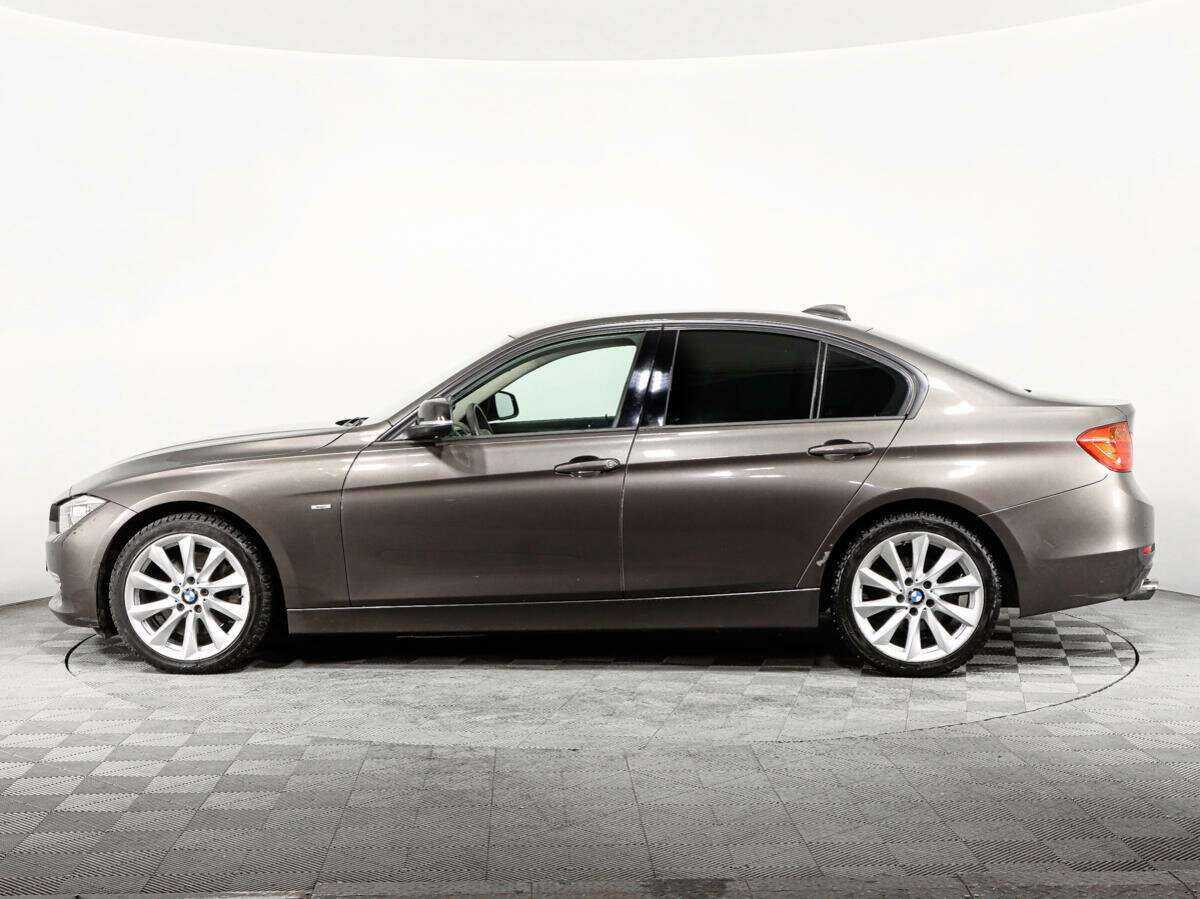 BMW 3 серии с пробегом — 2012 год. Фото: #7
